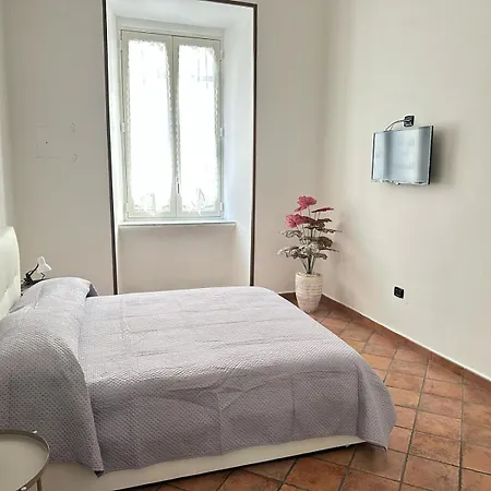 La Casa Di Linda Napoli