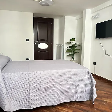 Apartment La Casa Di Linda Neapel